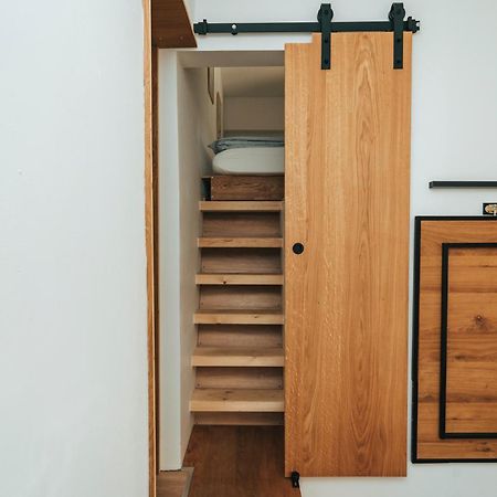 Modernes Tinyhouse Trailer Cabins Am Waldrand - Mit Seezugang Eging Buitenkant foto